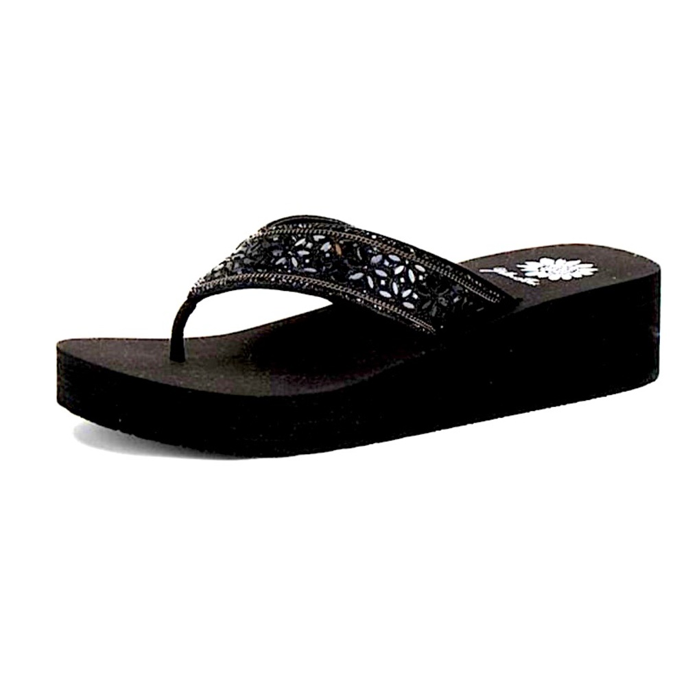 YELLOW BOX SAYANA COLOR BLACK MEDIUM WIDTH FLIP FLOPS NEW IN BOX